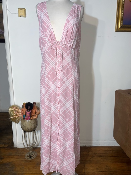 Reformation - Picture 5 of 11